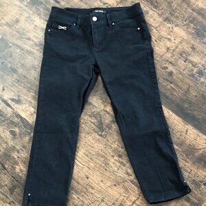 WHBM BLACK CROP JEAN